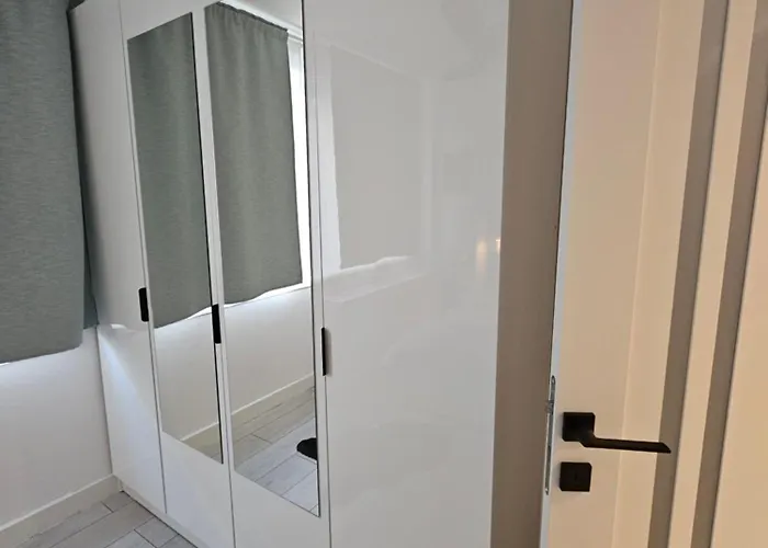 Apartman Art Boutique - Business Ready & Mid-term