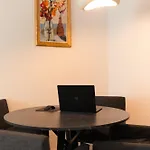 Art Boutique - Business Ready & Mid-term