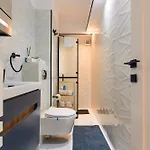 Art Boutique - Business Ready & Mid-term Boekarest