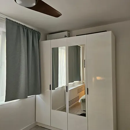 Art Boutique - Business Ready & Mid-term Apartment