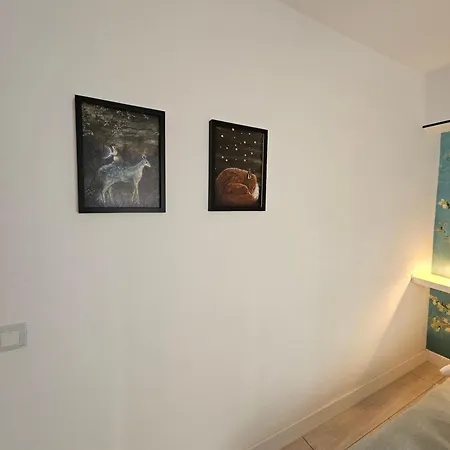 Art Boutique - Business Ready & Mid-term בוקרשט