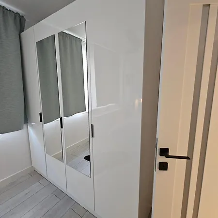 Apartment Art Boutique - Business Ready & Mid-term