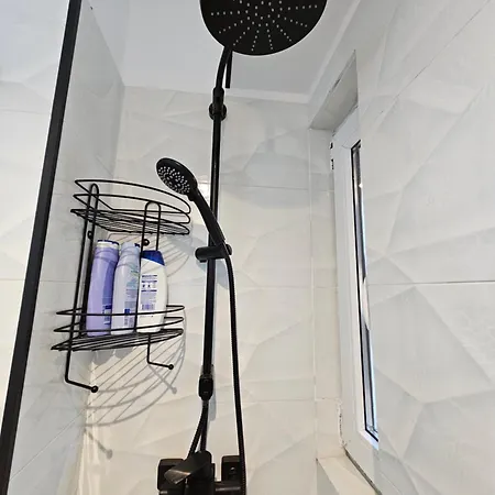 Apartment Art Boutique - Business Ready & Mid-term