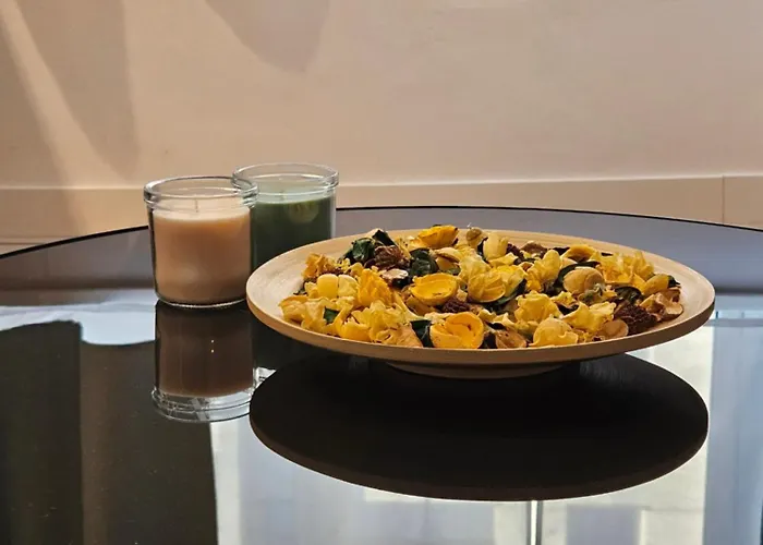 Art Boutique - Business Ready & Mid-term Lejlighed *