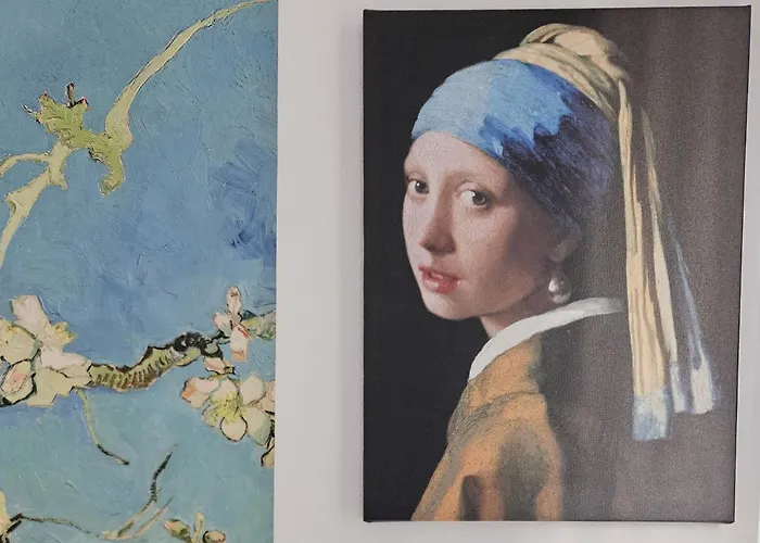 Art Boutique - Business Ready & Mid-term *