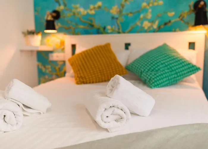 Art Boutique - Business Ready & Mid-term Apartament