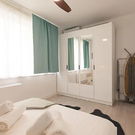 Apartment Art Boutique - Business Ready & Mid-term *